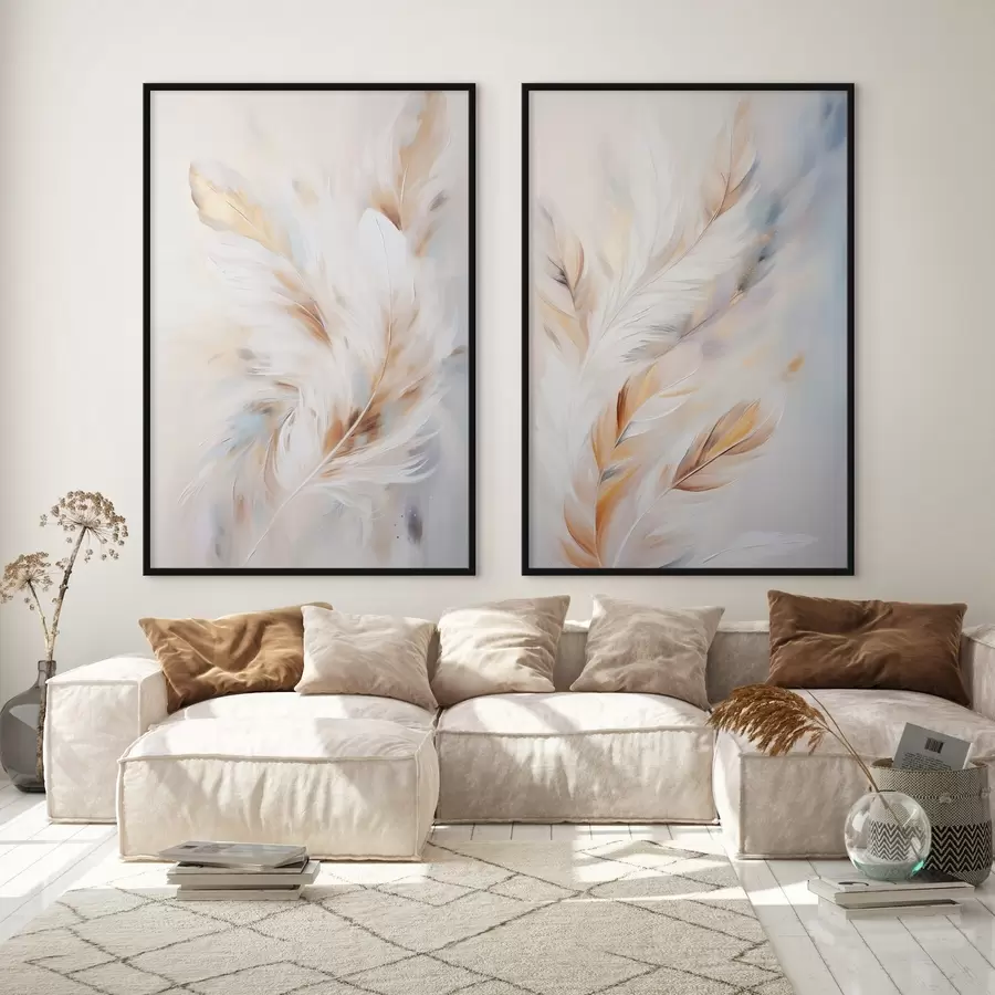 Papier peint photo Grandes plumes douces aux teintes blanches, jaunes et brunes, sur un fond clair et abstrait. d01247