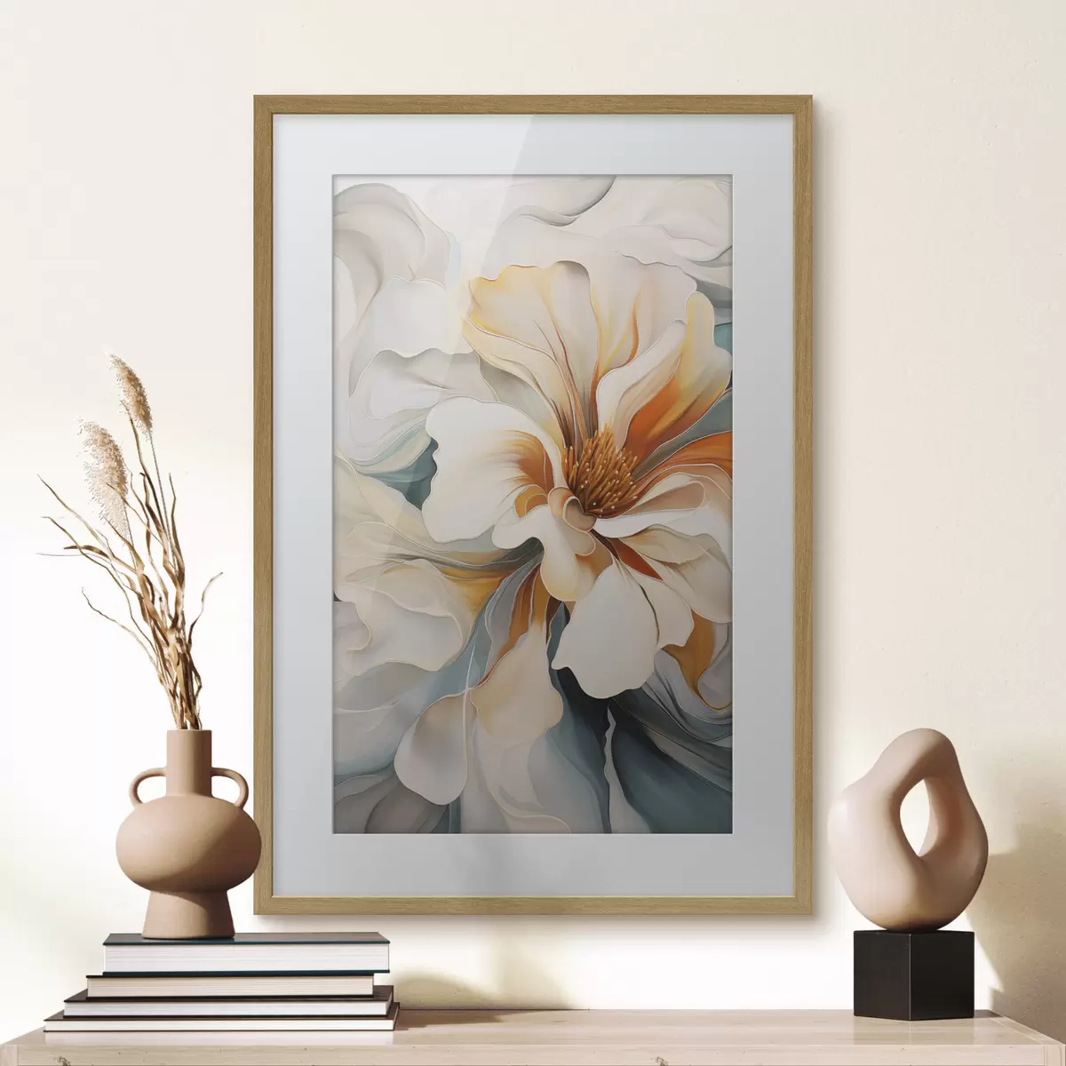 Poster Abstracte grote bloem met witte, oranje en blauwgroene bloemblaadjes, gestructureerde achtergrond f47877