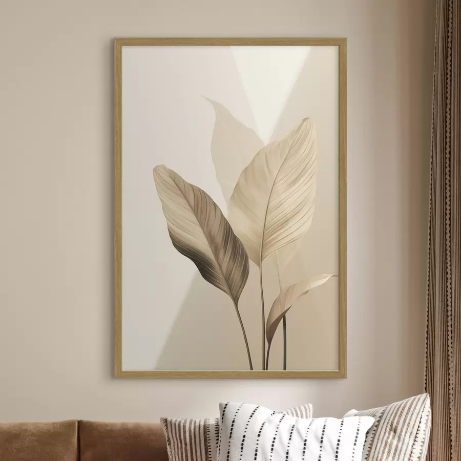 Papier peint photo Grandes feuilles tropicales dans des tons de beige et de marron, sur fond clair f48726