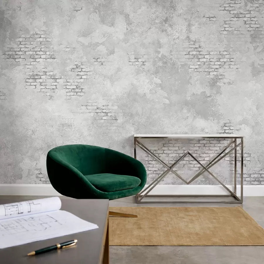 Fotobehang Grungegrijs pleisterwerk met stukken zichtbare baksteen w05161v2