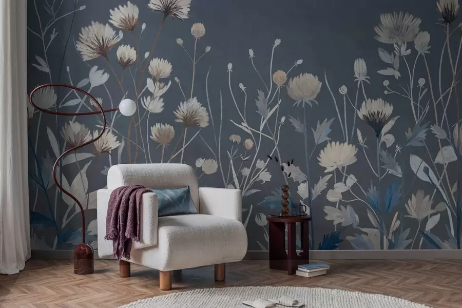 Papier peint photo Des fleurs sauvages et des herbes représentées dans un style pictural sur un fond bleu foncé w05563v1