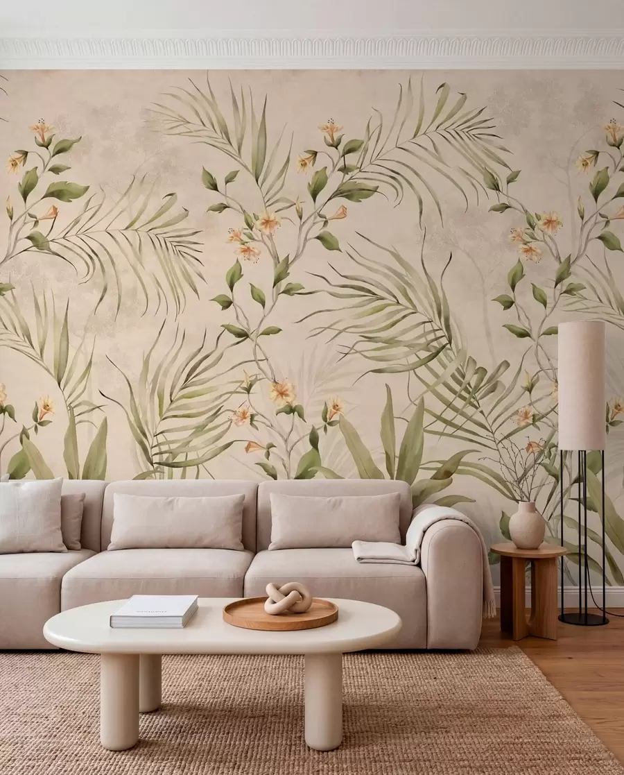 Fotobehang Tropische bladeren en zachte bloemen op een beige achtergrond w05625