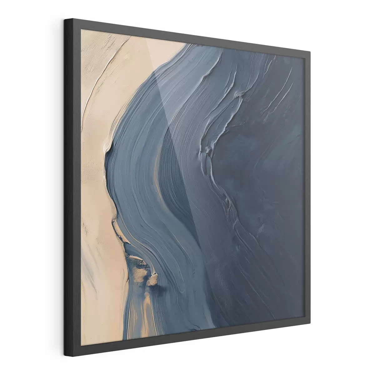 Affiche Vagues abstraites d'un bleu profond sur fond beige, avec des coups de pinceau expressifs dans un style de peinture à l'huile f48884