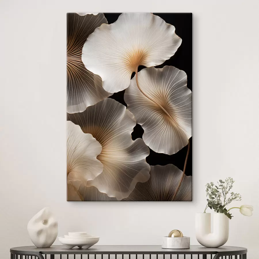  Peintures Des feuilles de ginkgo translucides sur un fond sombre s49784