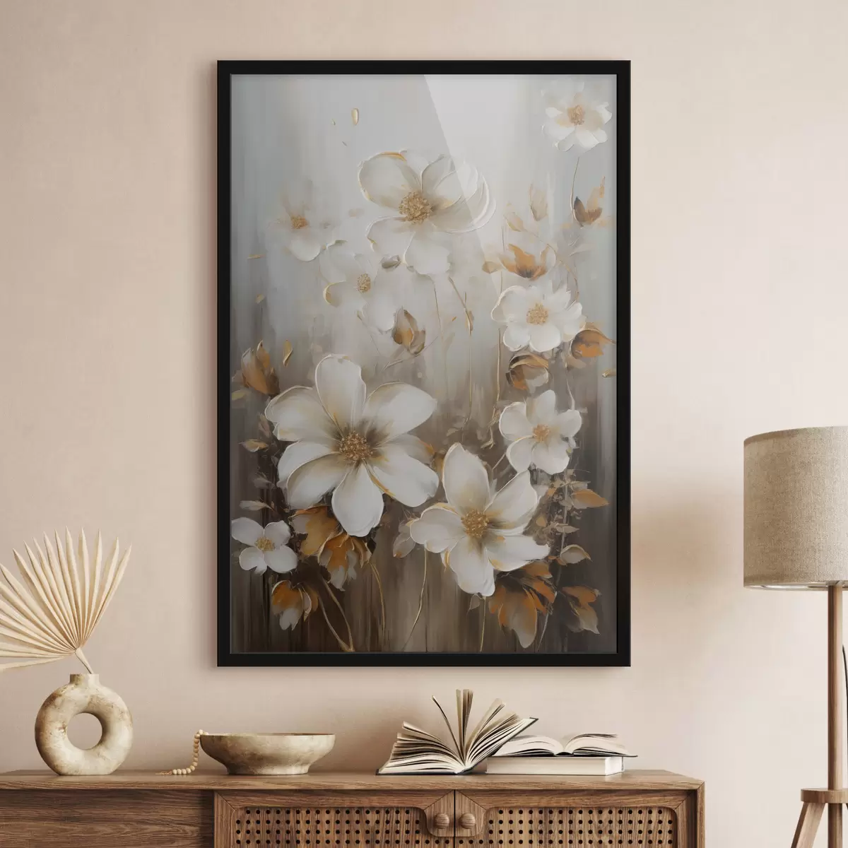 Affiche Fleurs blanches aux pétales texturés et aux touches jaunes, sur fond abstrait f49781