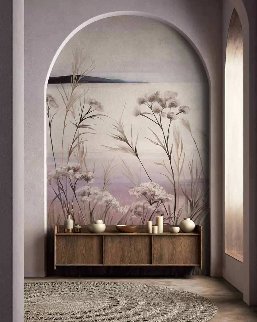 Fotobehang Gedroogde bloemen met een landschappelijke textuur en hoog gras bij de rivier, een zachte, pastelkleurige lucht w09939