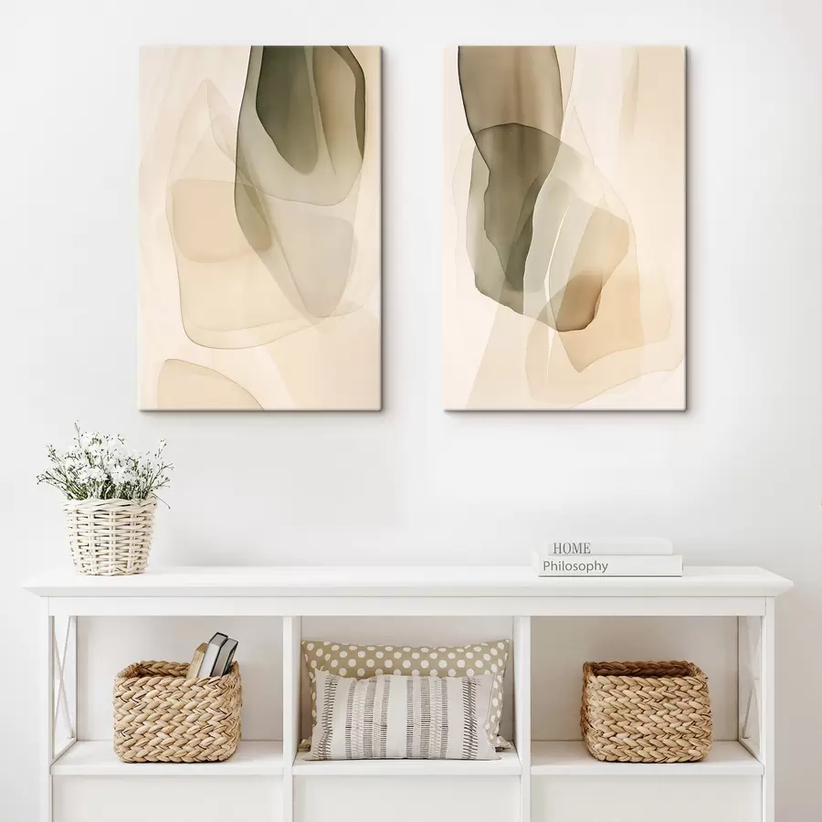  Peintures Des formes abstraites, fluides et translucides, dans des tons discrets de beige, de crème et de vert olive m30835