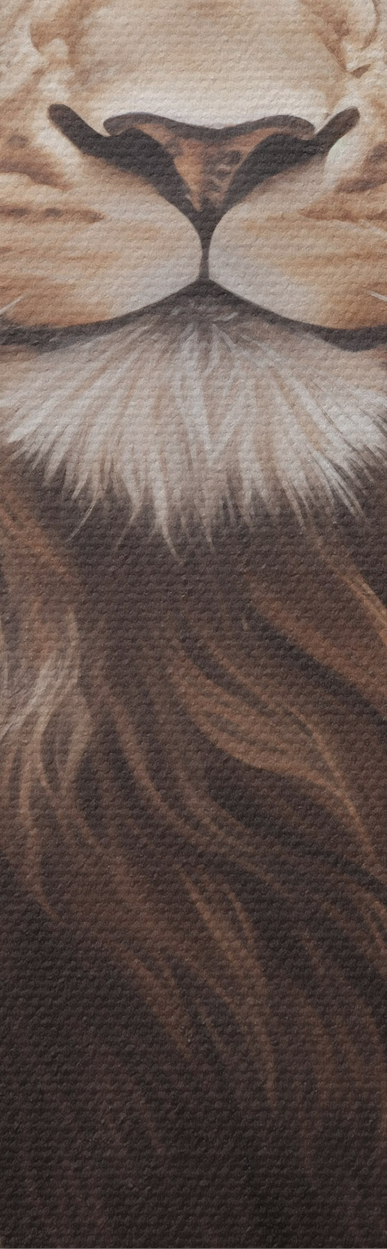  Peintures Un lion majestueux dans un intérieur sombre s51087