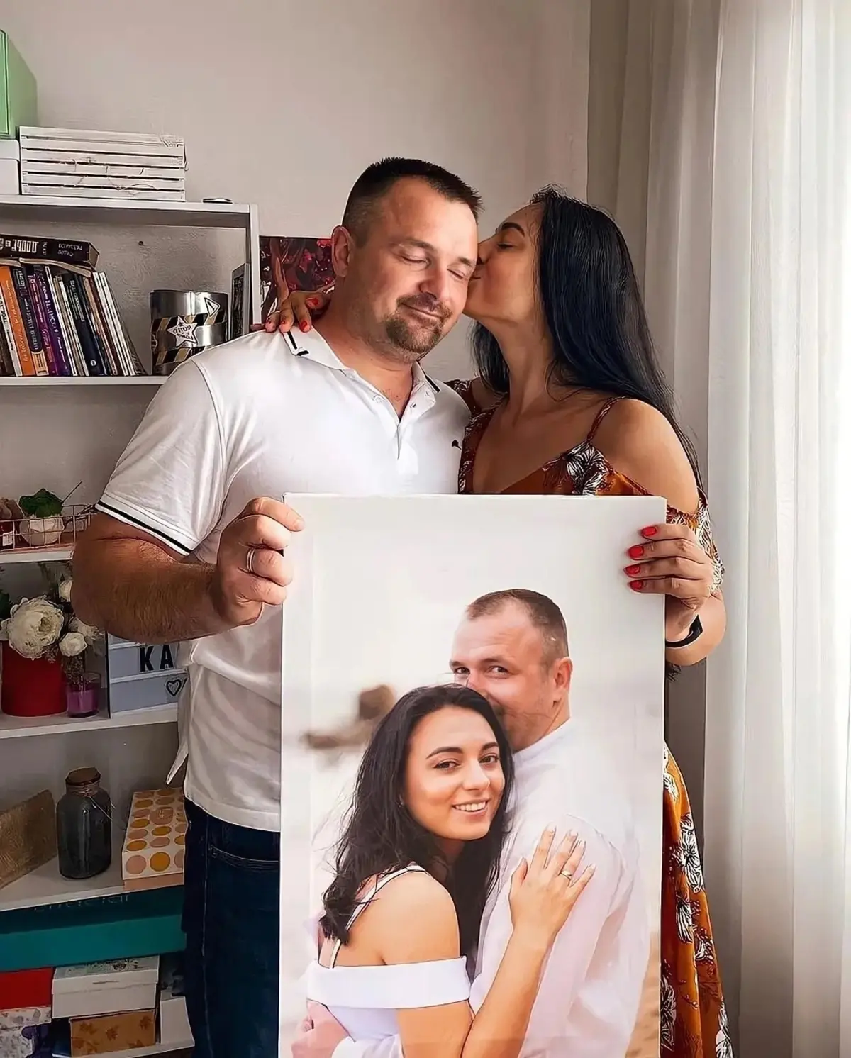  Schilderijen Glimlach, schouder en plank s31865