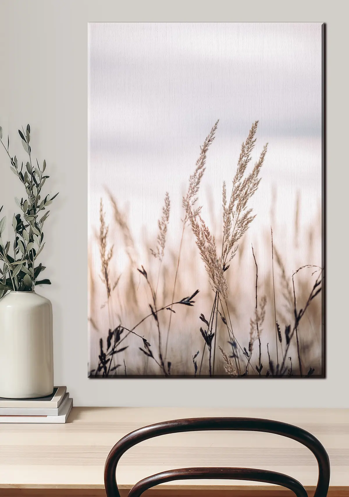  Peintures Gros plan sur des tiges d'herbe sur fond de ciel s33070