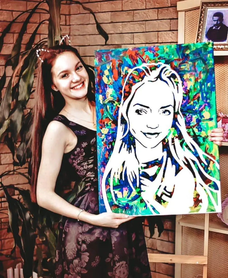  Peintures Sourire, coiffure et expression du visage s34681