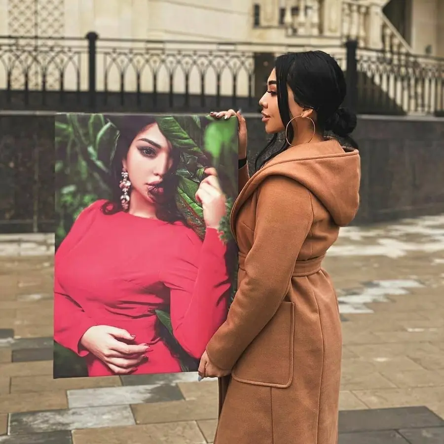  Peintures Cheveux, épaulettes et humains s34720