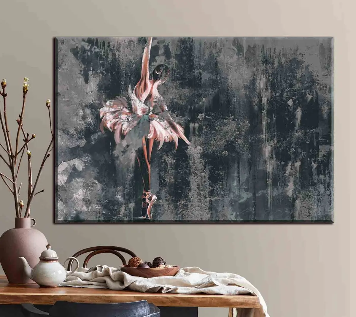  Peintures Mur fissuré avec la silhouette d'une ballerine avec des éléments d'aquarelle s34608