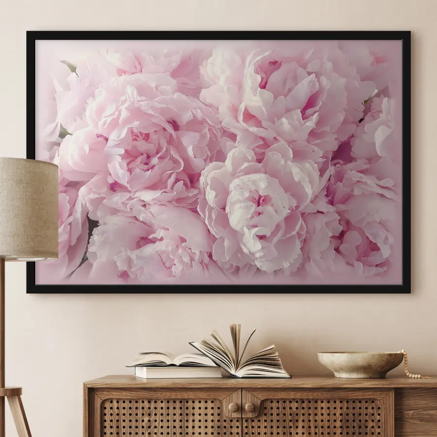 Fotobehang Zachte bloemblaadjes in delicate roze tinten f35248