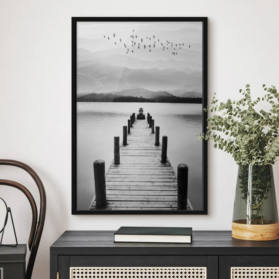 Fotobehang Pier met uitzicht op rustig bergwater f03914