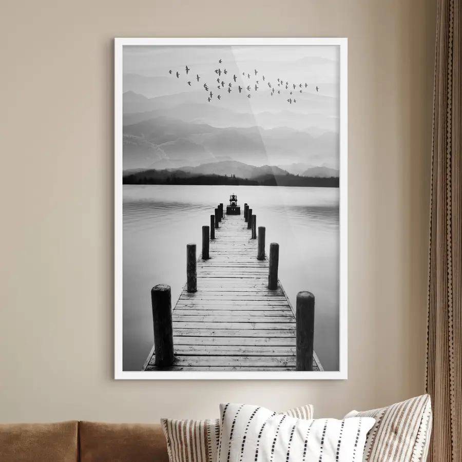 Fotobehang Pier met uitzicht op rustig bergwater f03914